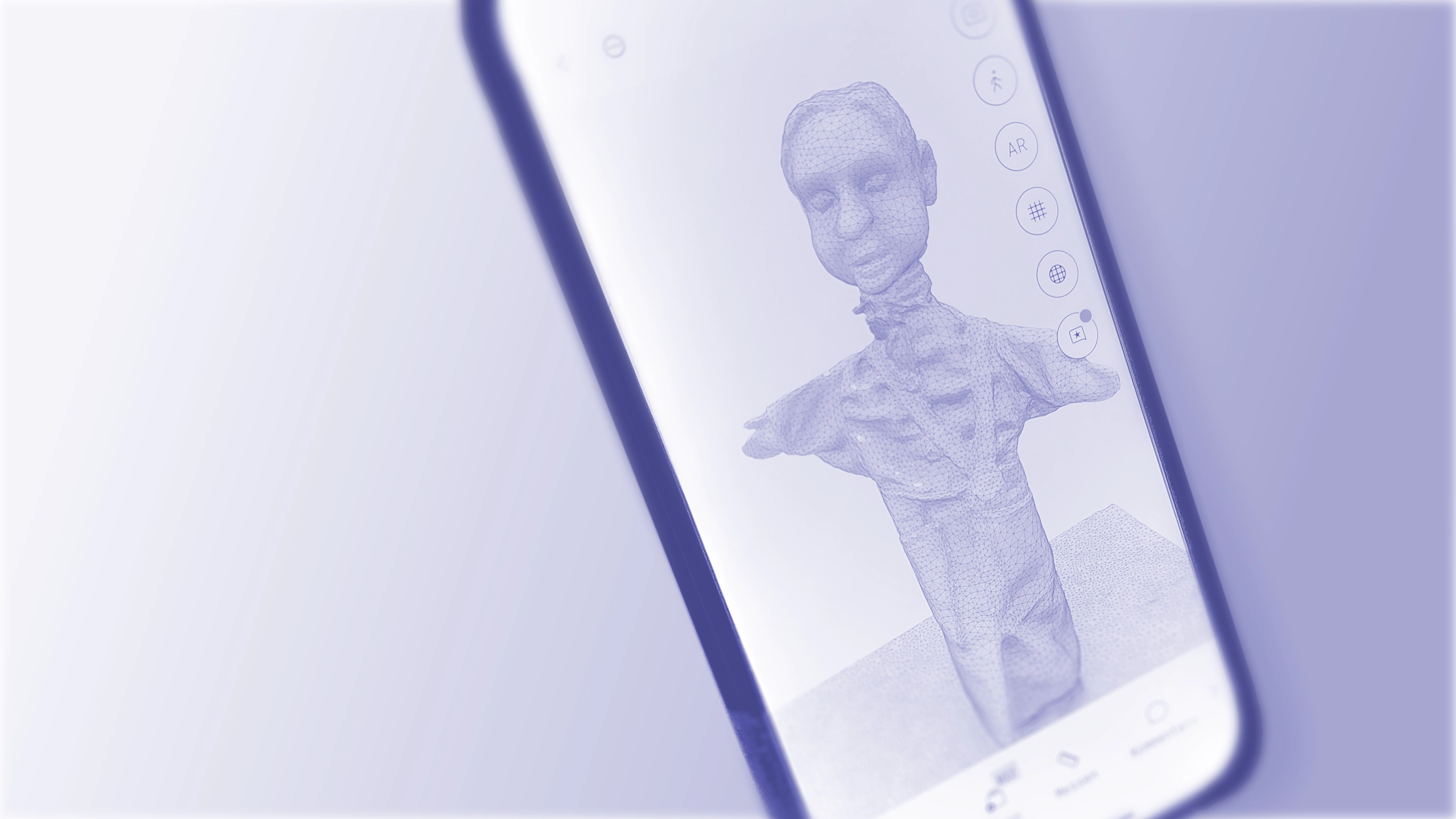 Gescannte Handpuppe auf einem Smartphone